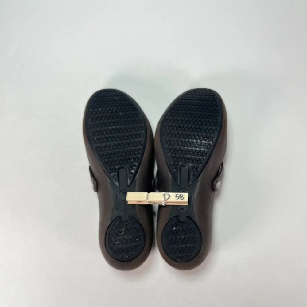 Crocs Alice Mary Jane Brown Slip Resistant Ballet Flats Work Shoes Womens Size 6